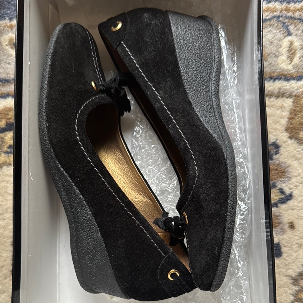 NWT Talbots Black Flats Sleek Comfort Loafers